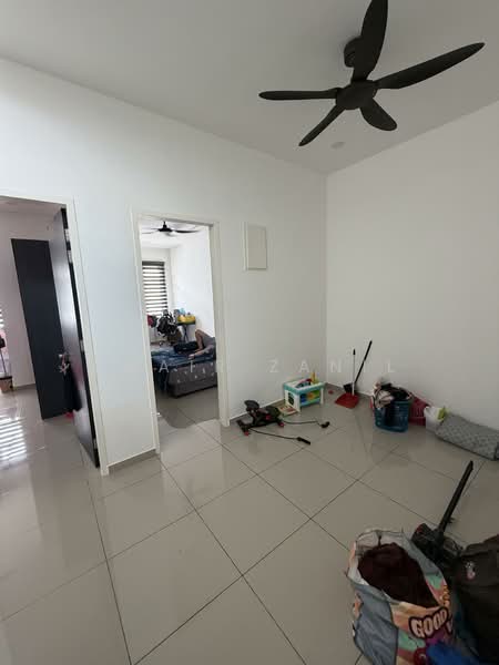 2-storey Terraced House for Sale in Bandar Putra (Kulai) - UMAIR ZANIL - Living Room - PropertyGuru.com.my