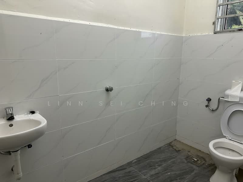 Tanah Pertanian untuk Dijual di Kampung Machap Umboo (Malaka Pindah) - Ching Linn Sei - Bathroom - PropertyGuru.com.my