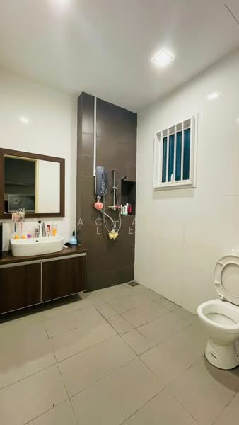 Townhouse for Sale in Taman Puchong Prima (Puchong) - Rachael Lee - Bathroom - PropertyGuru.com.my