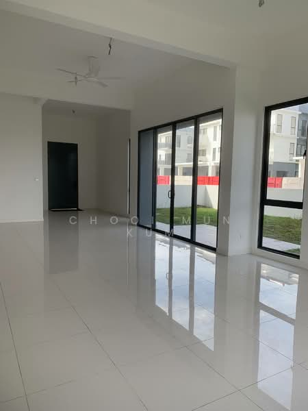 Semi-Detached House for Sale in Kwasa Damansara (Sungai Buloh) - Chooi Mun Kum - Living Room - PropertyGuru.com.my
