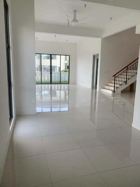 Semi-Detached House for Sale in Kwasa Damansara (Sungai Buloh) - Chooi Mun Kum - Living Room - PropertyGuru.com.my