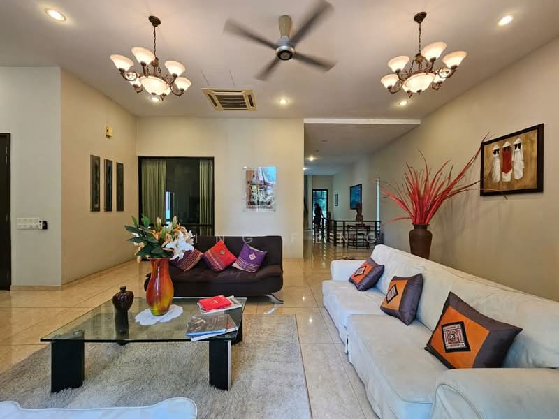 Bungalow for Sale in Seri Kembangan (Selangor) - Ming Feng - Living Room - PropertyGuru.com.my