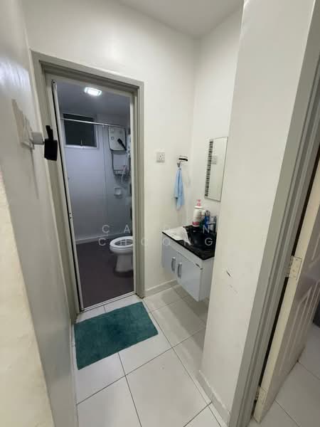 Condominium for Sale at The Golden Triangle Condominium - Cayden Choong - Bathroom - PropertyGuru.com.my