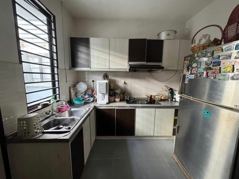 Saffron Hills Denai Alam untuk Untuk Dijual - RM 740,000, Mac 2026 - Kitchen - PropertyGuru.com.my