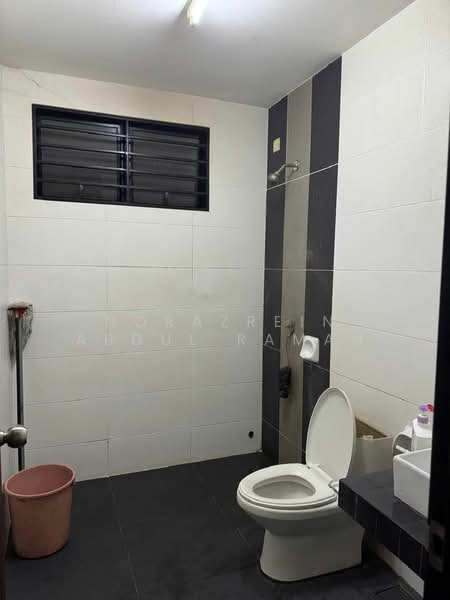 Saffron Hills Denai Alam untuk Untuk Dijual - RM 740,000, Mac 2026 - Bathroom - PropertyGuru.com.my