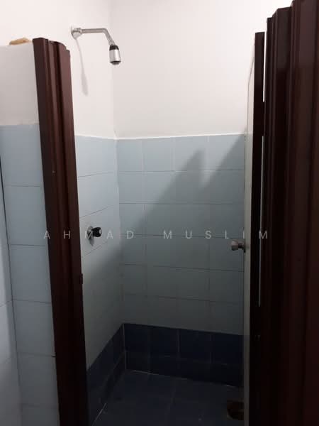 Apartment for Sale at Enggang Apartment - Ahmad Muslim - Bathroom - PropertyGuru.com.my