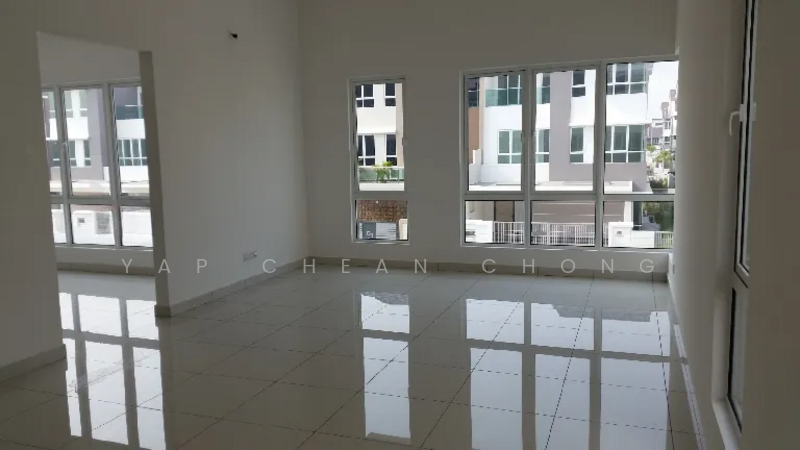 Semi-Detached House for Sale in Ambang Botanic (Klang) - Yap Chean Chong - Living Room - PropertyGuru.com.my