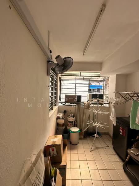 Apartment for Rent at D'Rimba - Intan Fauziah Mohd Nazir - Wet kitchen - PropertyGuru.com.my