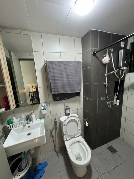 Service Residence for Rent at D'Vervain - Jessica Lim - Bathroom - PropertyGuru.com.my