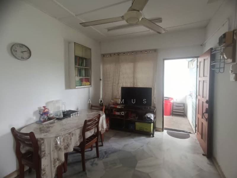 Taman Sri Serdang untuk Untuk Dijual - RM 165,000, Mac 2026 - PropertyGuru.com.my