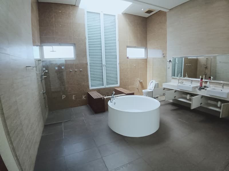 The Effingham untuk Untuk Disewa - RM 14,000 /bulan, Mac 2026 - Bathroom - PropertyGuru.com.my