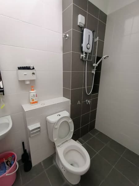 2-storey Terraced House for Rent in Setia Ecohill (Semenyih) - CK Law - Bathroom - PropertyGuru.com.my