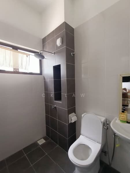 2-storey Terraced House for Rent in Setia Ecohill (Semenyih) - CK Law - Bathroom - PropertyGuru.com.my