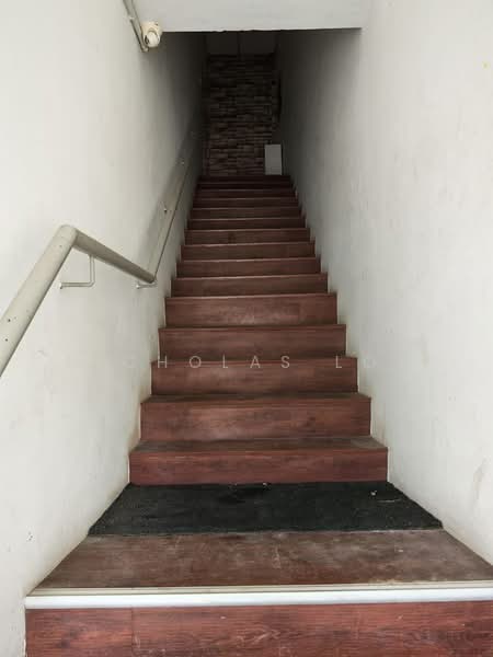 Office for Rent in Bandar Uda Utama (Johor Bahru) - Nicholas Low - Corridor - PropertyGuru.com.my