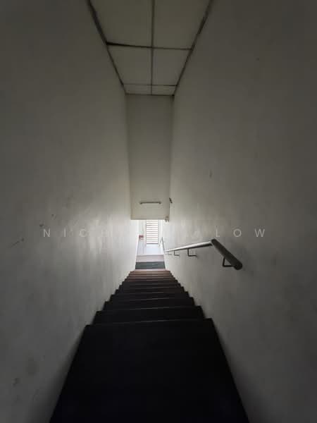 Office for Rent in Bandar Uda Utama (Johor Bahru) - Nicholas Low - Corridor - PropertyGuru.com.my