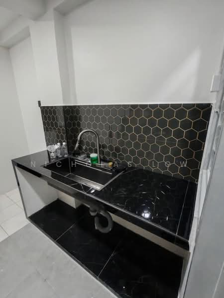 Flat for Rent at PANGSAPURI 1 SCIENTEX UTAMA - Nicholas Low - Kitchen - PropertyGuru.com.my