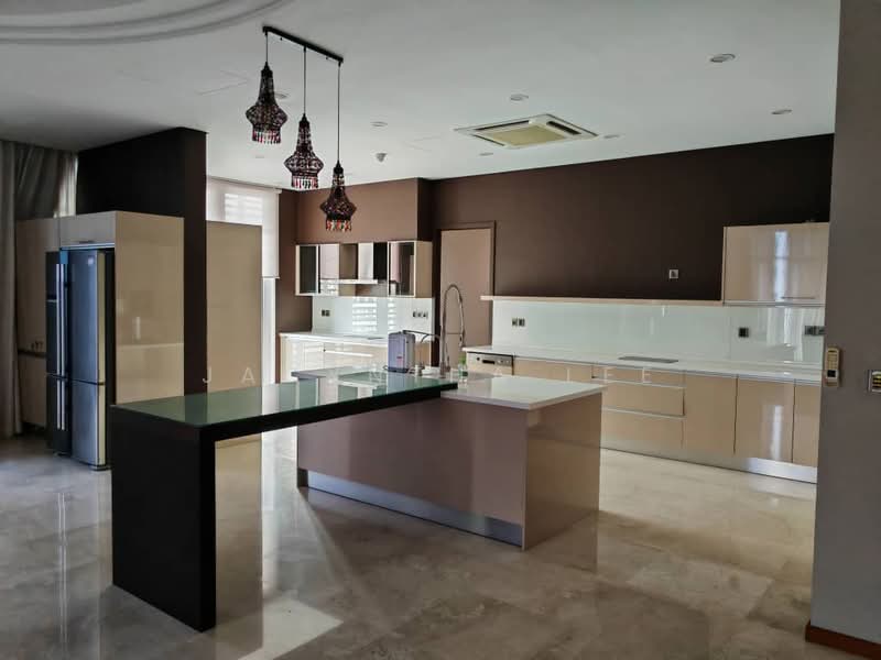 Condominium for Sale at 8 Gurney (The Shore Condominium) - Jacyntha Lee - Kitchen - PropertyGuru.com.my