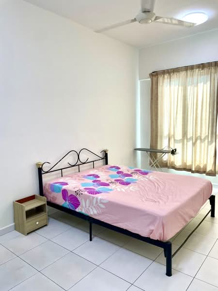 Untuk Disewa - The Golden Triangle Condominium