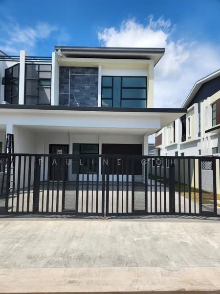 Cluster House for Sale in Taman Impian Emas (Skudai) - Pauline Goh - Exterior - PropertyGuru.com.my