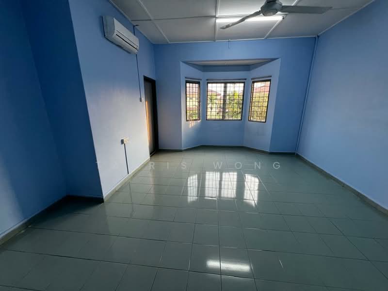 Bandar Bukit Tinggi untuk Untuk Disewa - RM 2,000 /bulan, Mac 2026 - Living Room - PropertyGuru.com.my
