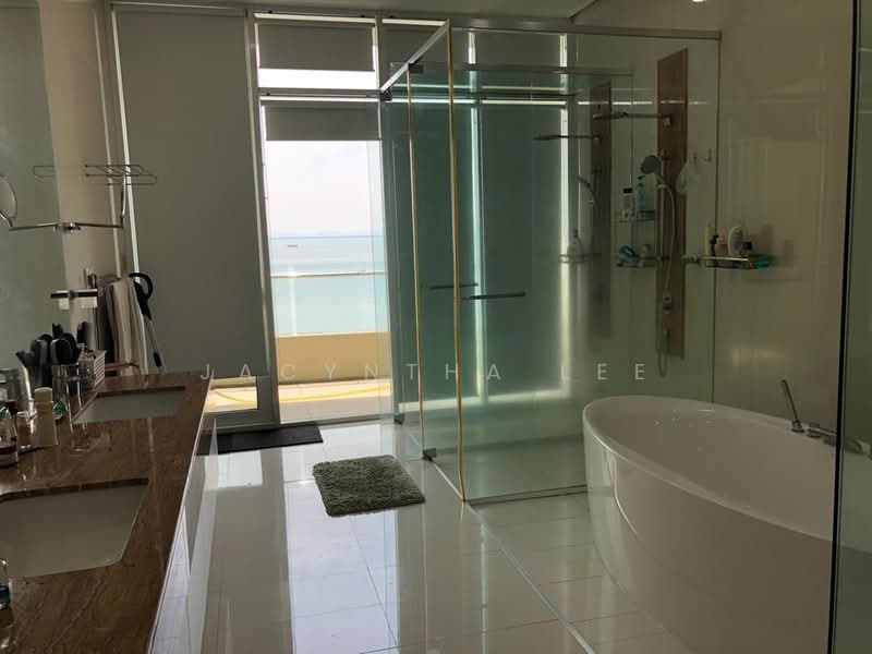 Condominium for Sale at 8 Gurney (The Shore Condominium) - Jacyntha Lee - Bathroom - PropertyGuru.com.my