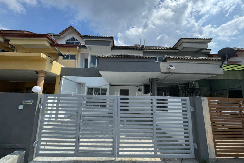 2-storey Terraced House for Sale in Bandar Country Homes (Rawang) - Elwin Mah - Exterior - PropertyGuru.com.my