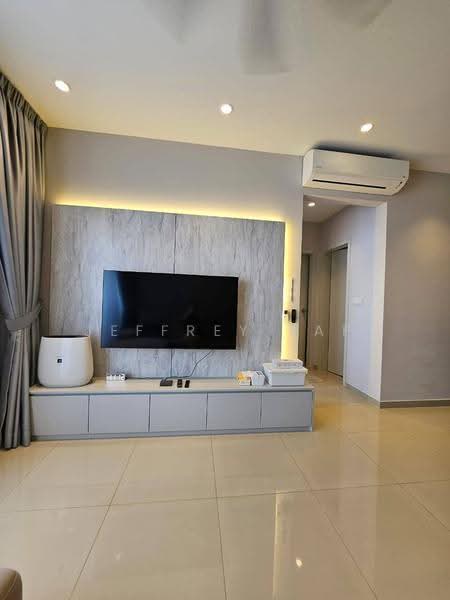Kediaman Servis untuk Dijual di Amani Residence - Jeffrey Yap - Living Room - PropertyGuru.com.my