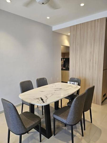 Kediaman Servis untuk Dijual di Amani Residence - Jeffrey Yap - Dining Room - PropertyGuru.com.my