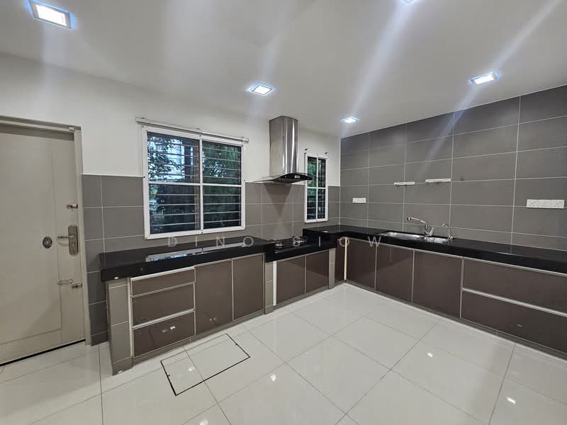 Sri Petaling untuk Untuk Disewa - RM 4,800 /bulan, Mac 2026 - Kitchen - PropertyGuru.com.my
