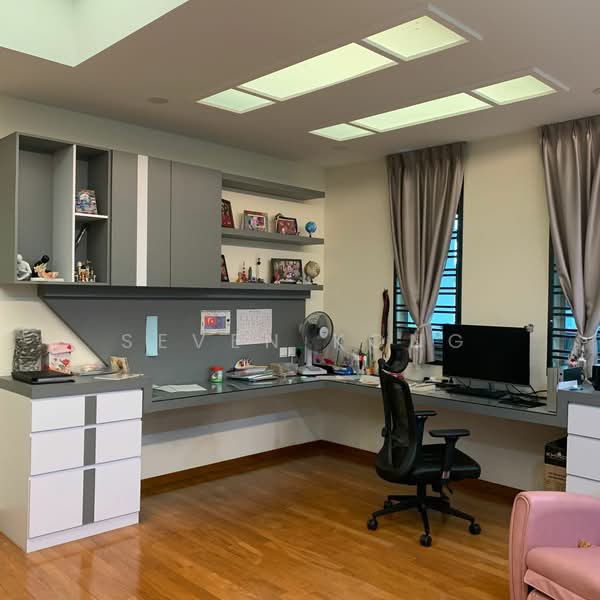 Semi-Detached House for Sale in Taman Perling (Perling) - Seven Kong - Study - PropertyGuru.com.my