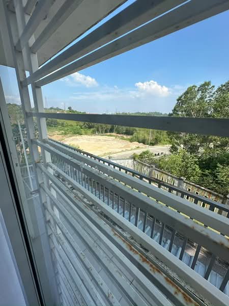 Townhouse for Sale in Seri Kembangan (Selangor) - Bryan Cho - View - PropertyGuru.com.my