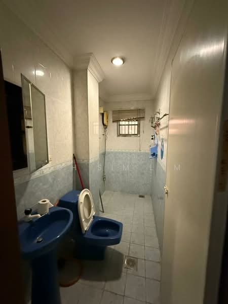 Bungalow for Sale in Klang (Selangor) - Poh Sim Lim - Bathroom - PropertyGuru.com.my
