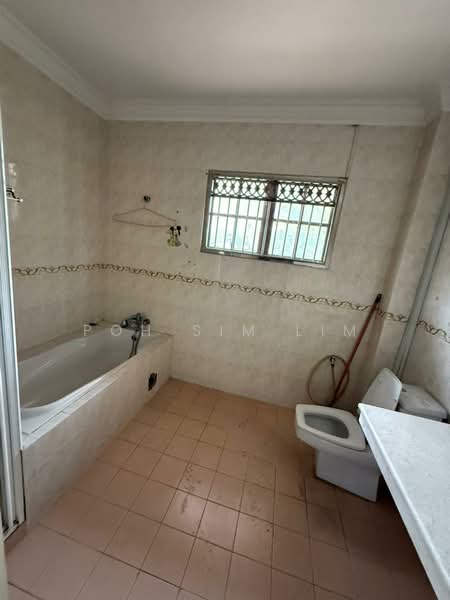 Bungalow for Sale in Klang (Selangor) - Poh Sim Lim - Bathroom - PropertyGuru.com.my