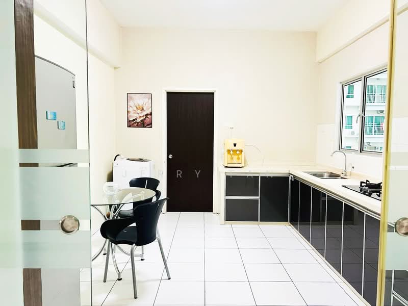 Apartment for Rent at One World 2 (1-Sky) - Jerry Tan - Kitchen - PropertyGuru.com.my