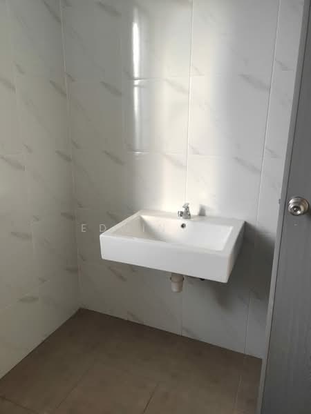 2-storey Terraced House for Rent in Taman Perdana (Simpang Ampat) - Edwin Ng - Bathroom - PropertyGuru.com.my