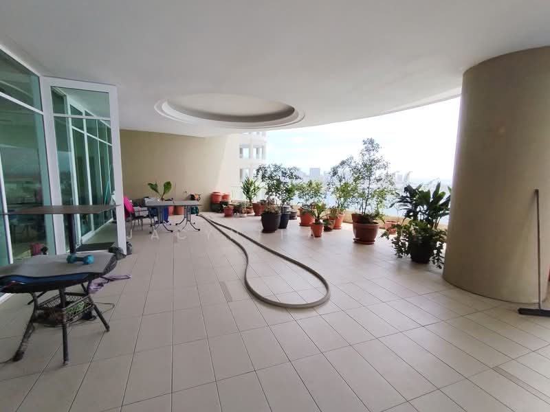 Condominium for Sale at 8 Gurney (The Shore Condominium) - Jacyntha Lee - Balcony - PropertyGuru.com.my