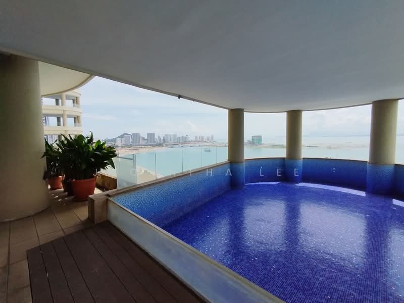 Condominium for Sale at 8 Gurney (The Shore Condominium) - Jacyntha Lee - Pool - PropertyGuru.com.my