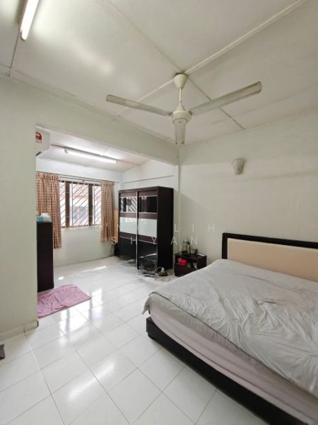 Taman Daya untuk Untuk Dijual - RM 388,000, Mac 2026 - Bedroom - PropertyGuru.com.my