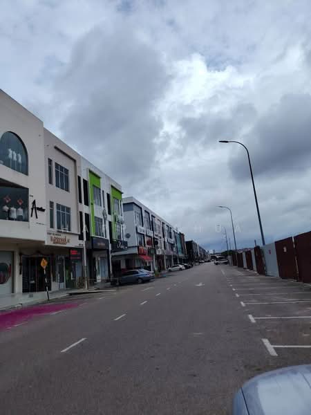 Shop for Rent in Austin Crest (Johor Bahru) - Happy Chua - Exterior - PropertyGuru.com.my