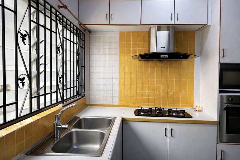 2-storey Terraced House for Sale in Usj 11 (Subang Jaya) - Wan Azlan Ahmad - Kitchen - PropertyGuru.com.my