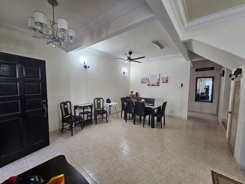 Bukit Jelutong untuk Untuk Dijual - RM 780,000, Mac 2026 - Dining Room - PropertyGuru.com.my