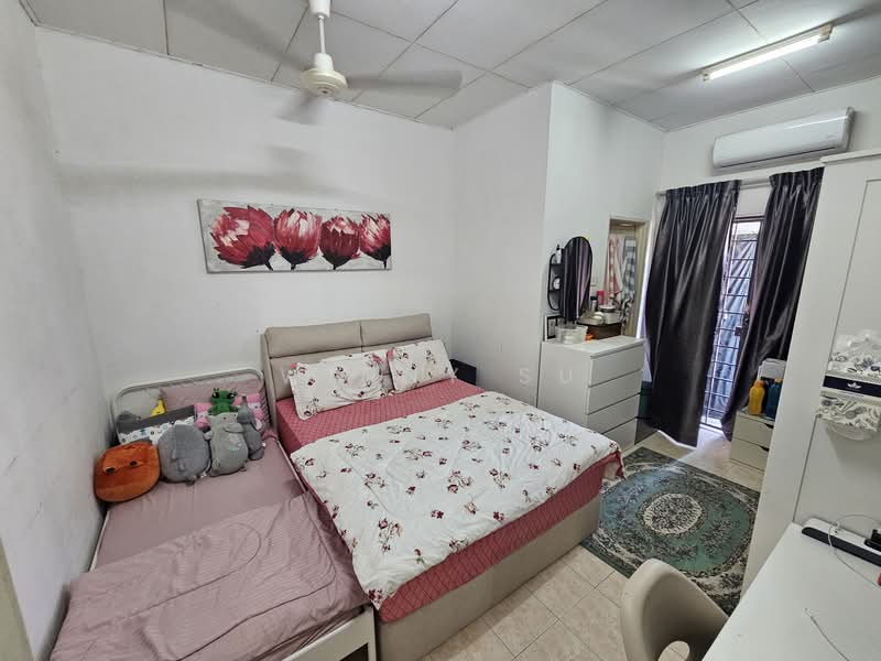 Bukit Jelutong untuk Untuk Dijual - RM 780,000, Mac 2026 - Bedroom - PropertyGuru.com.my