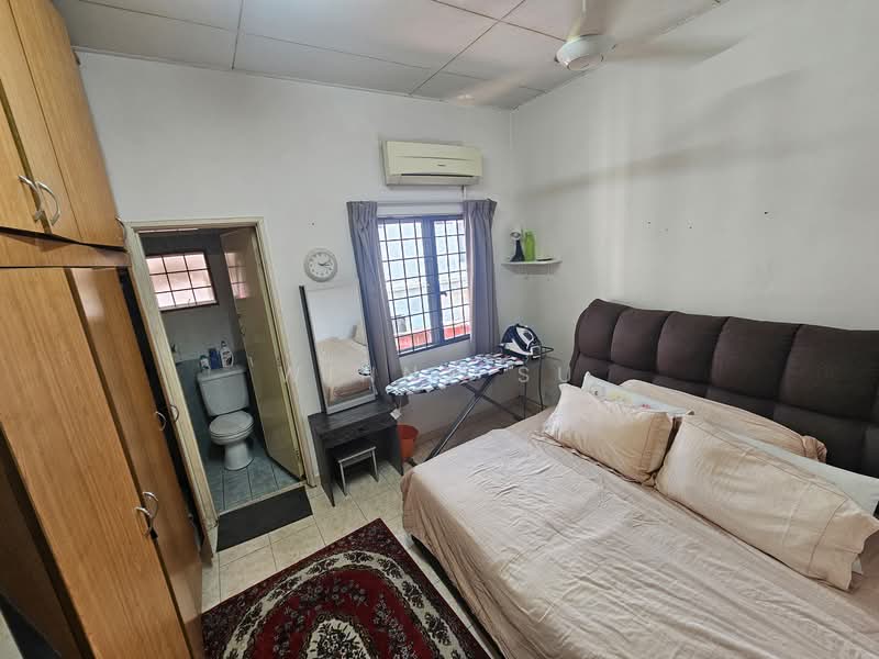 Bukit Jelutong untuk Untuk Dijual - RM 780,000, Mac 2026 - Bedroom - PropertyGuru.com.my