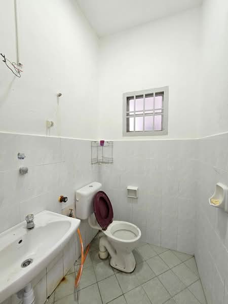 Taman Pulai Indah untuk Untuk Dijual - RM 538,000, Mac 2026 - Bathroom - PropertyGuru.com.my