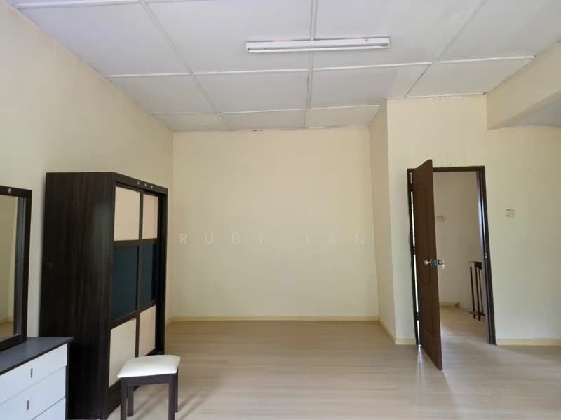 2-storey Terraced House for Sale in Bandar Indahpura (Kulai) - Ruby Tan - Interior - PropertyGuru.com.my