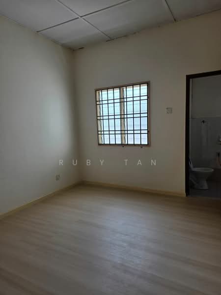 2-storey Terraced House for Sale in Bandar Indahpura (Kulai) - Ruby Tan - Interior - PropertyGuru.com.my
