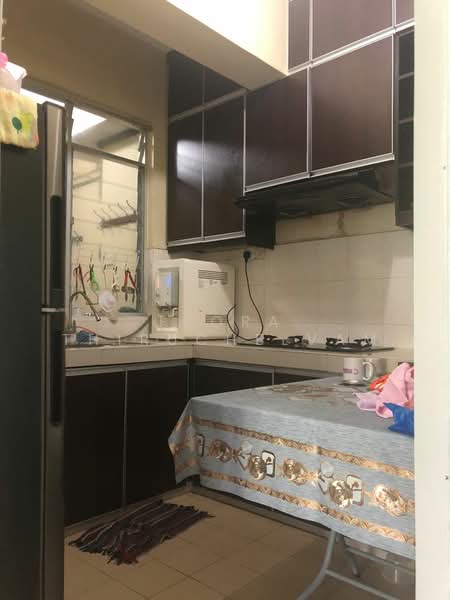 Kristal Heights 2 untuk Untuk Disewa - RM 1,400 /bulan, Mac 2026 - Kitchen - PropertyGuru.com.my