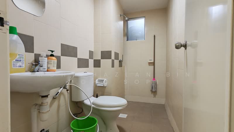 Apartment for Sale at Seri Mutiara - Mohd Hazlan bin Mohd Sopi - Bathroom - PropertyGuru.com.my