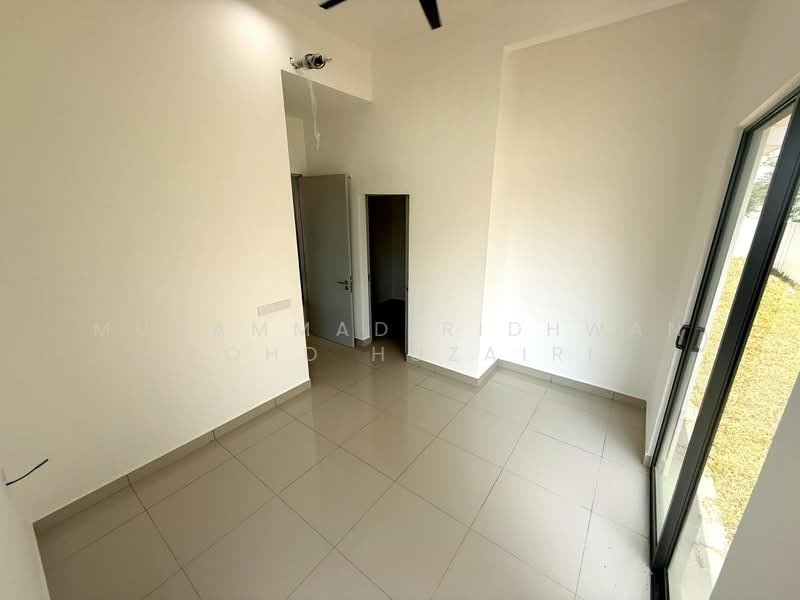 Semi-Detached House for Sale in Cyber 10 (Cyberjaya) - Muhammad Ridhwan Mohd Huzairi - Interior - PropertyGuru.com.my