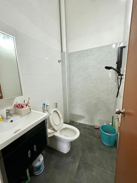 Taman Perling untuk Untuk Dijual - RM 568,000, Mac 2026 - Bathroom - PropertyGuru.com.my